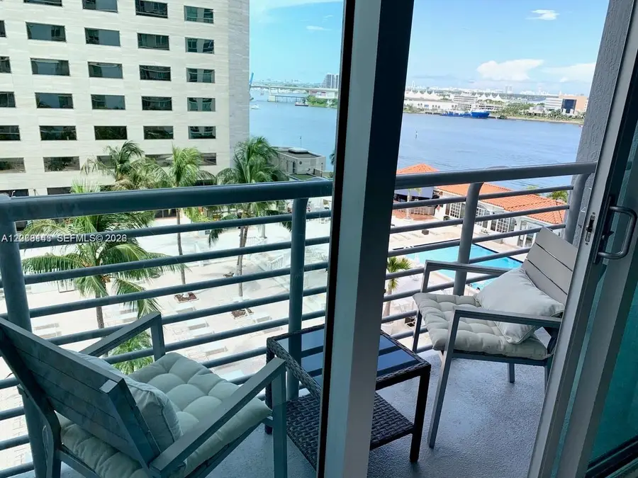 335 S Biscayne Blvd #1106, Miami, FL 33131 - #3