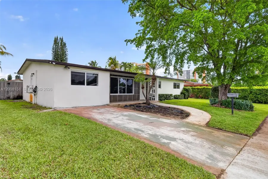 1155 NE 184th St, Miami, FL 33179 - #3