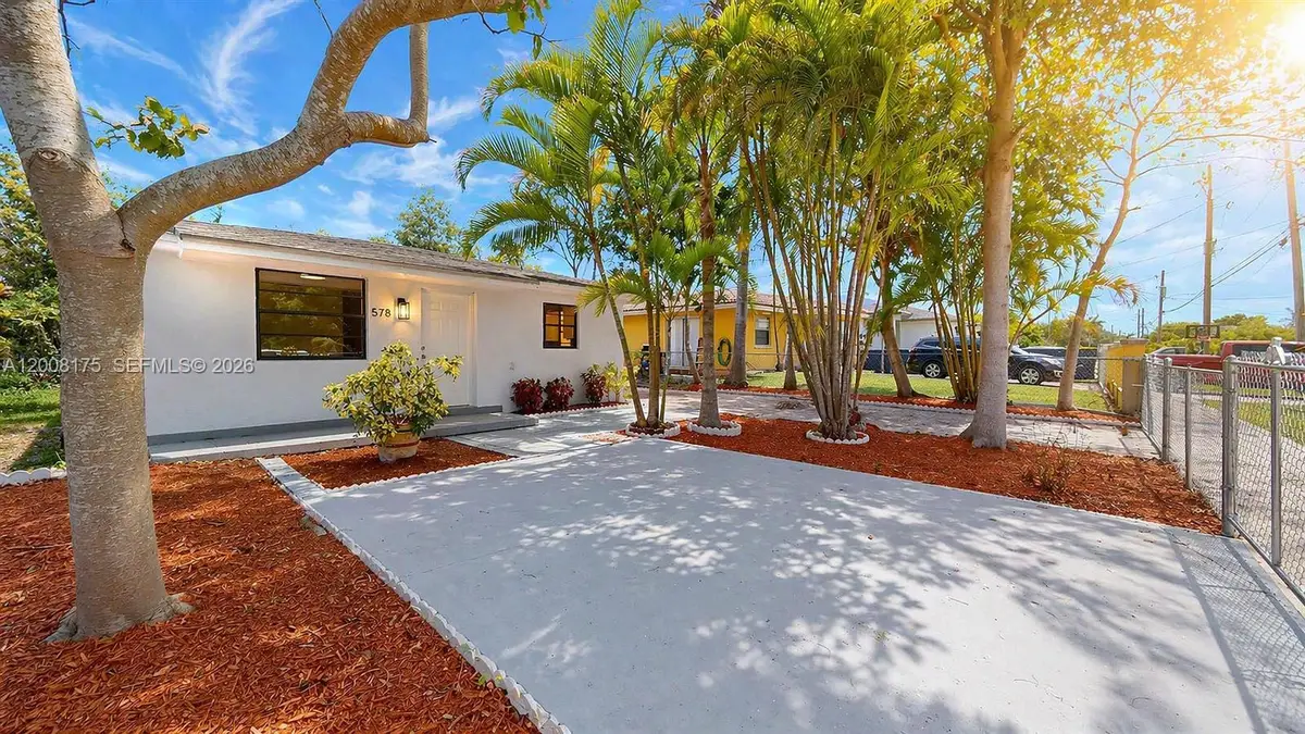 578 SW 2nd St, Florida City, FL 33034 - #1