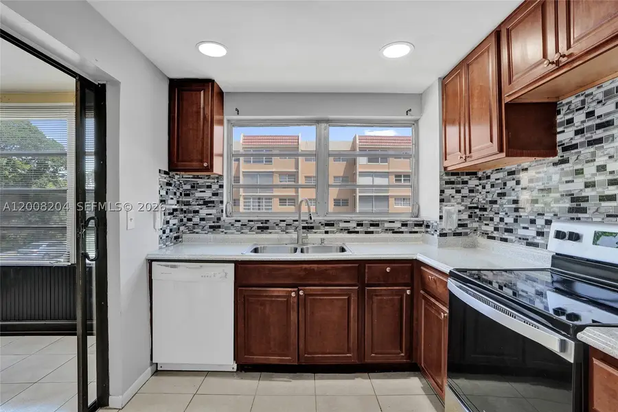 2201 NW 41st Ave #208, Lauderhill, FL 33313 - #2