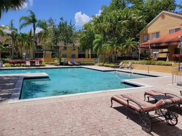 1154 Coral Club Dr #1154, Coral Springs, FL 33071