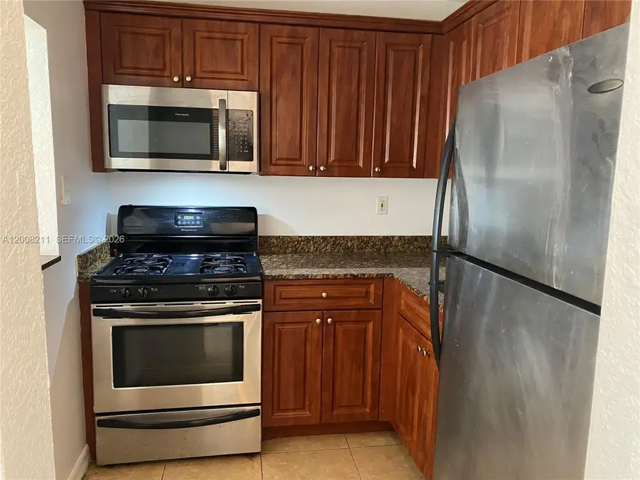 14500 SW 88th Ave, Palmetto Bay, FL 33176 - #3