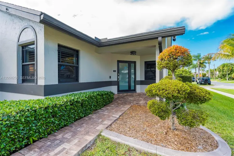 235 SE 9th St, Dania Beach, FL 33004 - #3