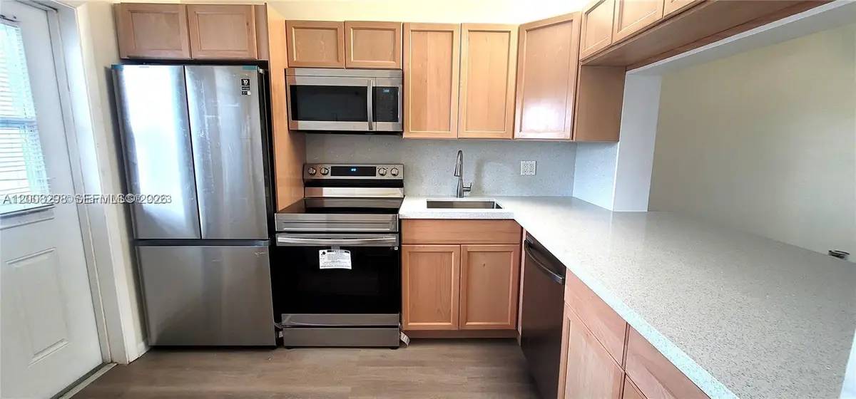 2200 Park Ln #302, Hollywood, FL 33021 - #1