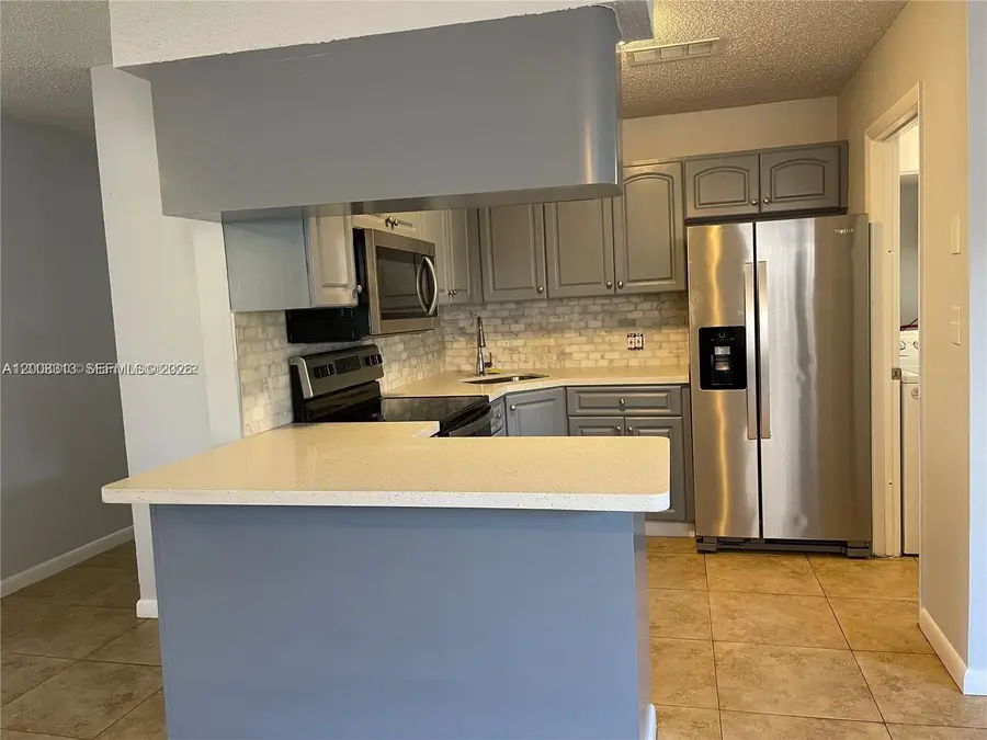 1074 NW 27th St, Miami, FL 33127 - #3