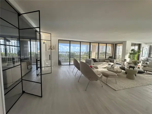 11113 Biscayne Blvd #558, Miami, FL 33181