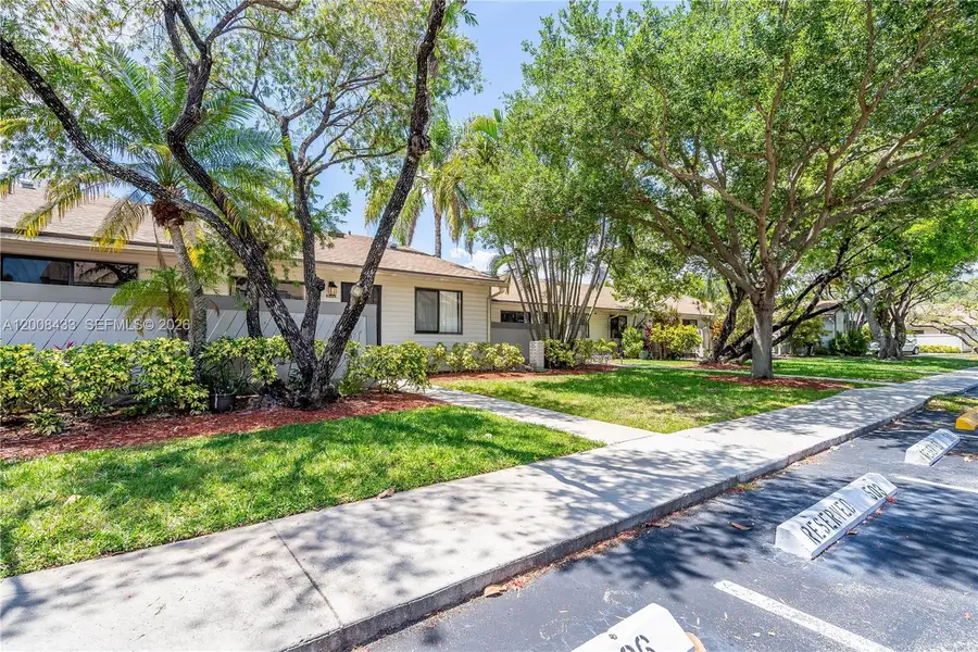 9804 NW 37th St #3E, Sunrise, FL 33351 - #2