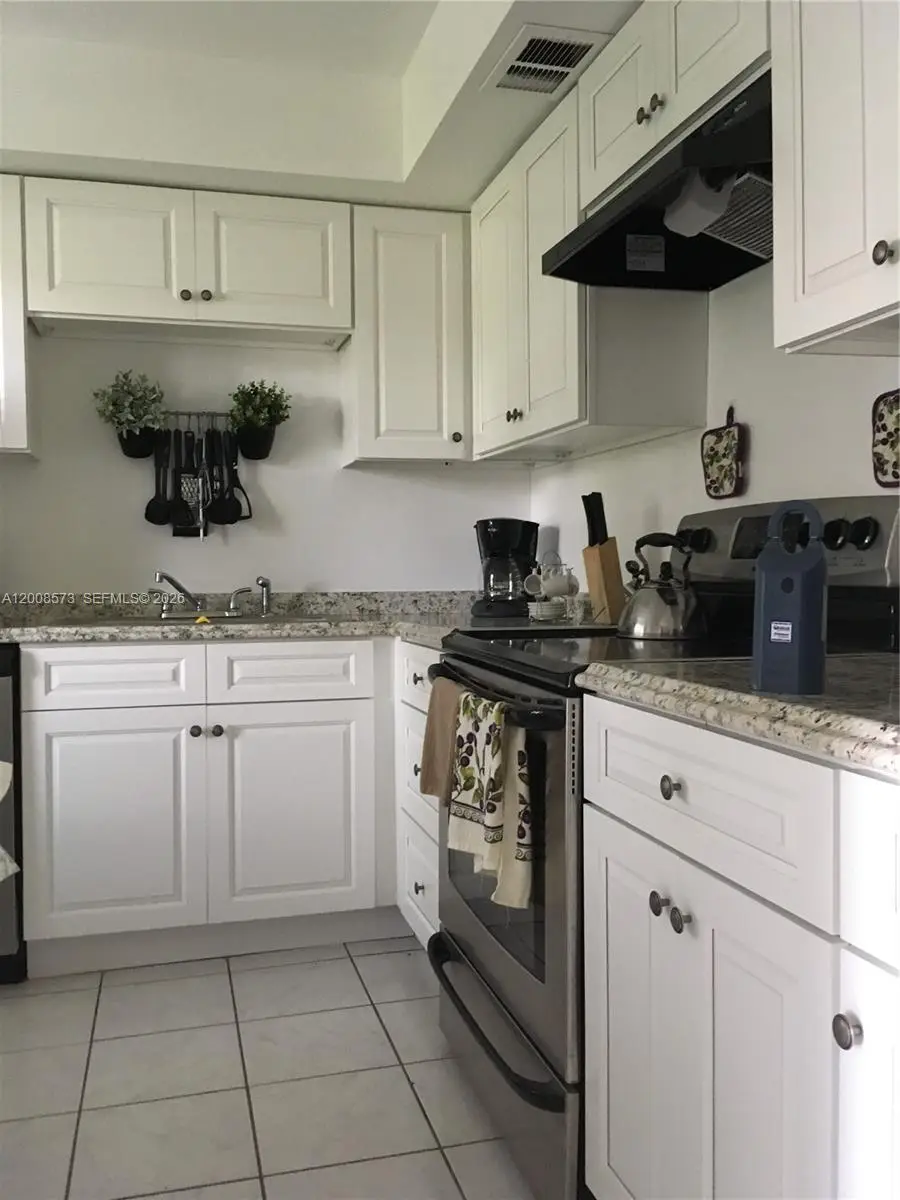 3050 Presidential Way #101, West Palm Beach, FL 33401 - #3