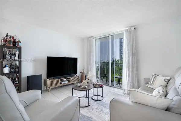 126 SW 17th Rd #507, Miami, FL 33129