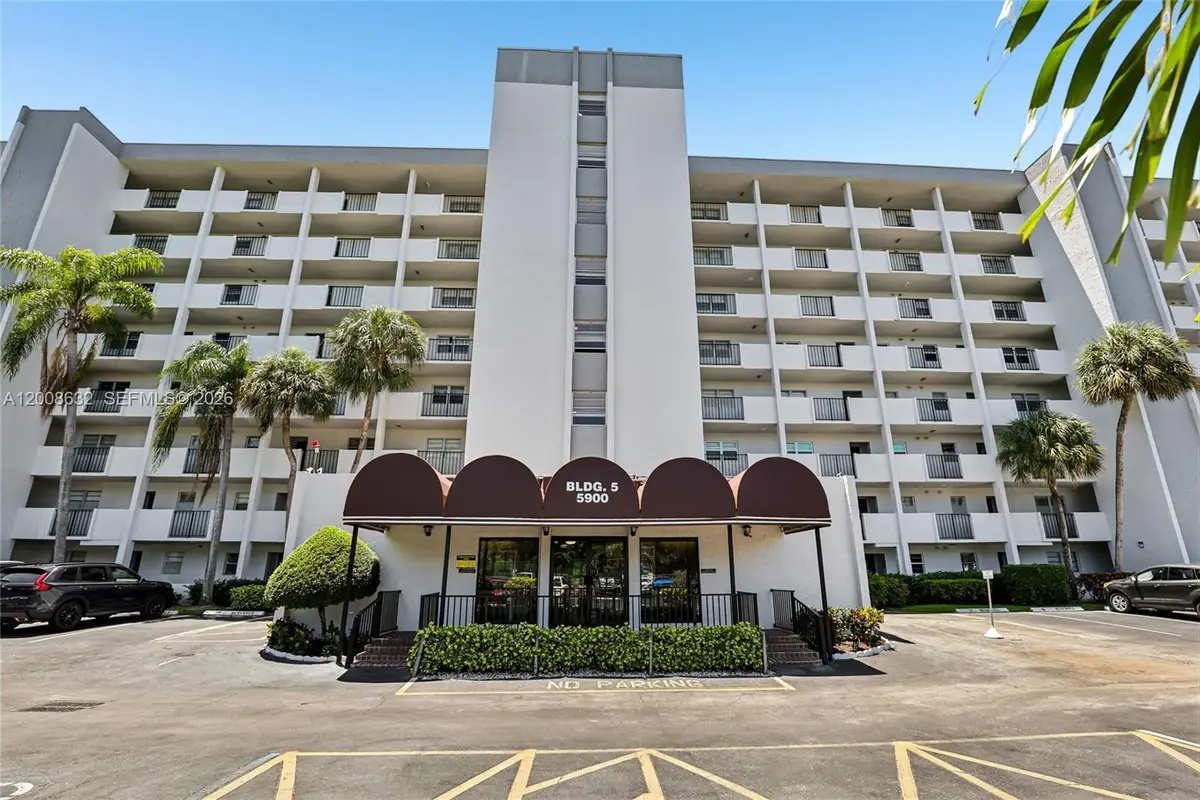 5900 NW 44th St #312, Lauderhill, FL 33319 - #1
