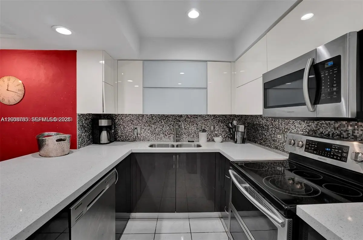 6821 Brookline Dr #6821, Hialeah, FL 33015 - #1