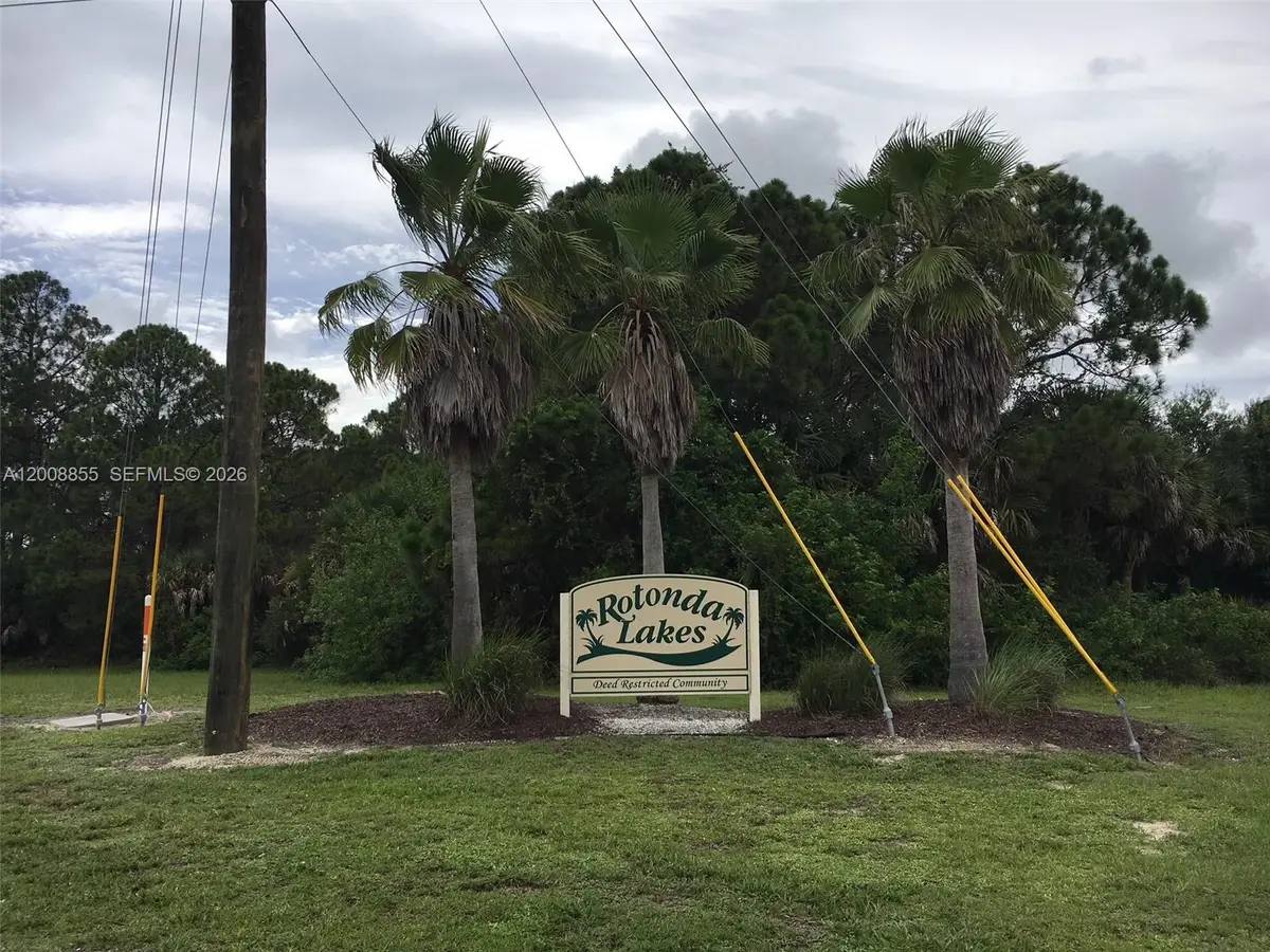 385 Albatross Rd, Rotonda West, FL 33947 - #1