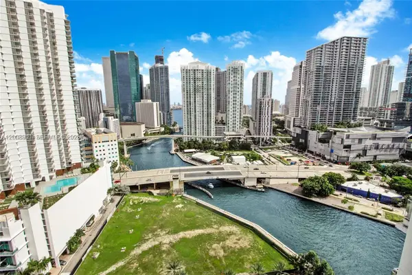 92 SW 3rd St #2510, Miami, FL 33130