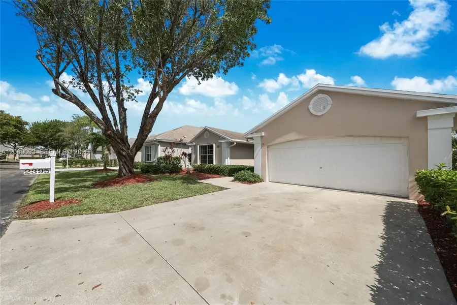 2395 SE 7th Pl, Homestead, FL 33033 - #2