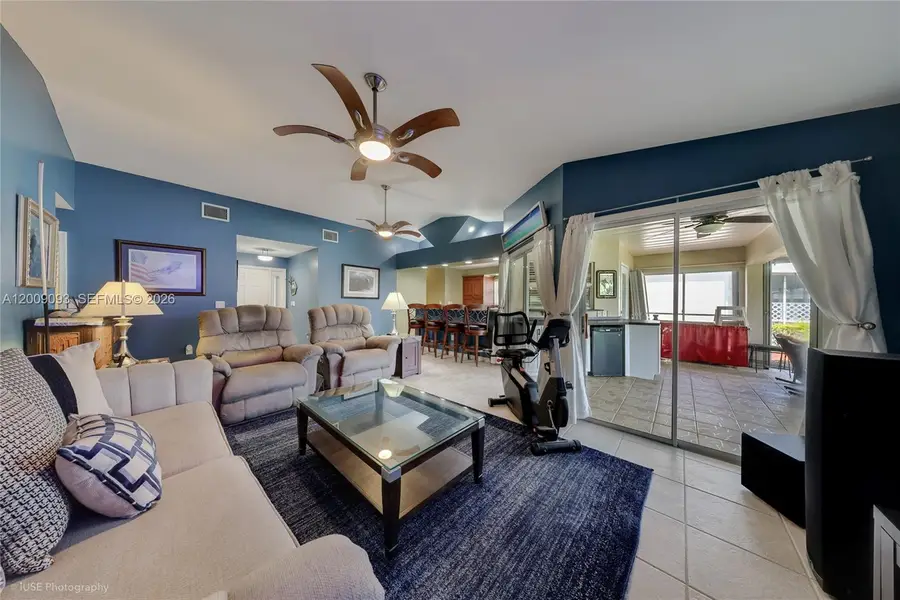 2395 SE 7th Pl, Homestead, FL 33033 - #3