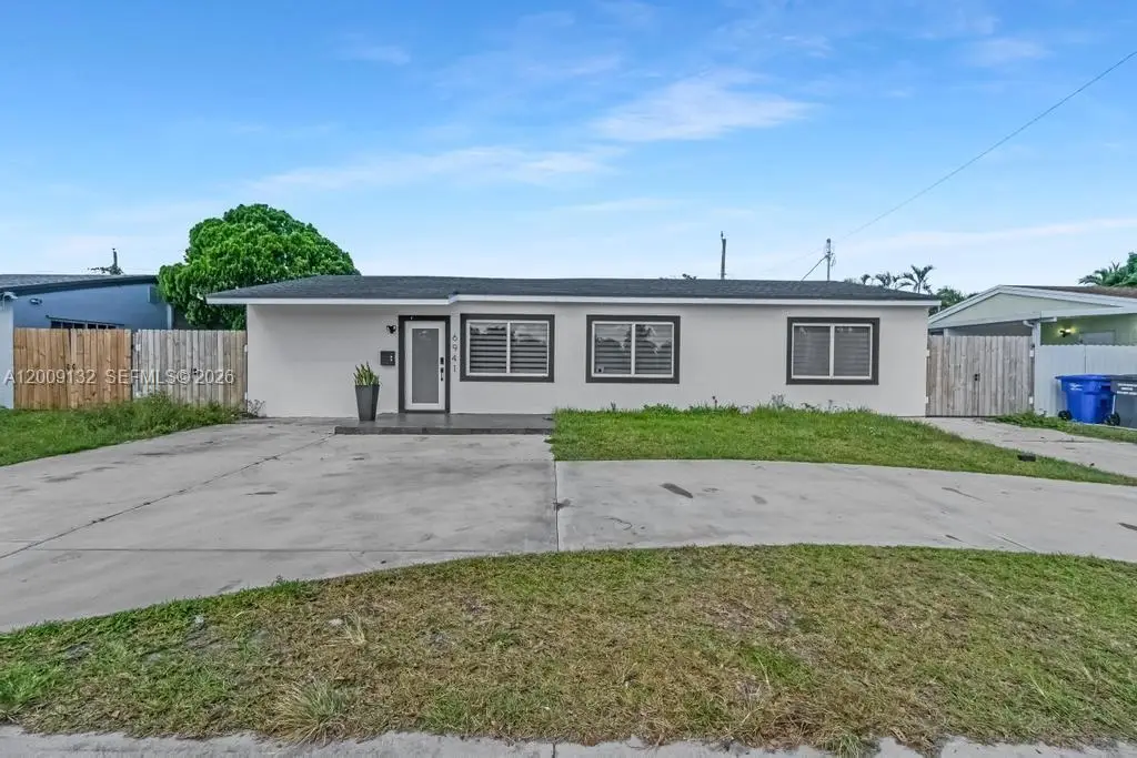 6941 Sheridan St, Hollywood, FL 33024 - #1