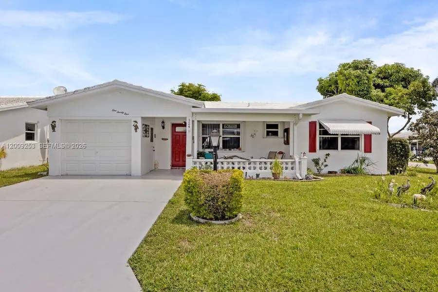 124 SW 10th St, Boynton Beach, FL 33426 - #2