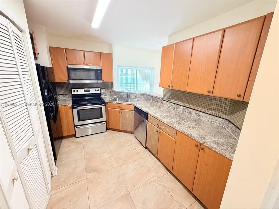 3453 NW 44th St #201, Oakland Park, FL 33309 - #3