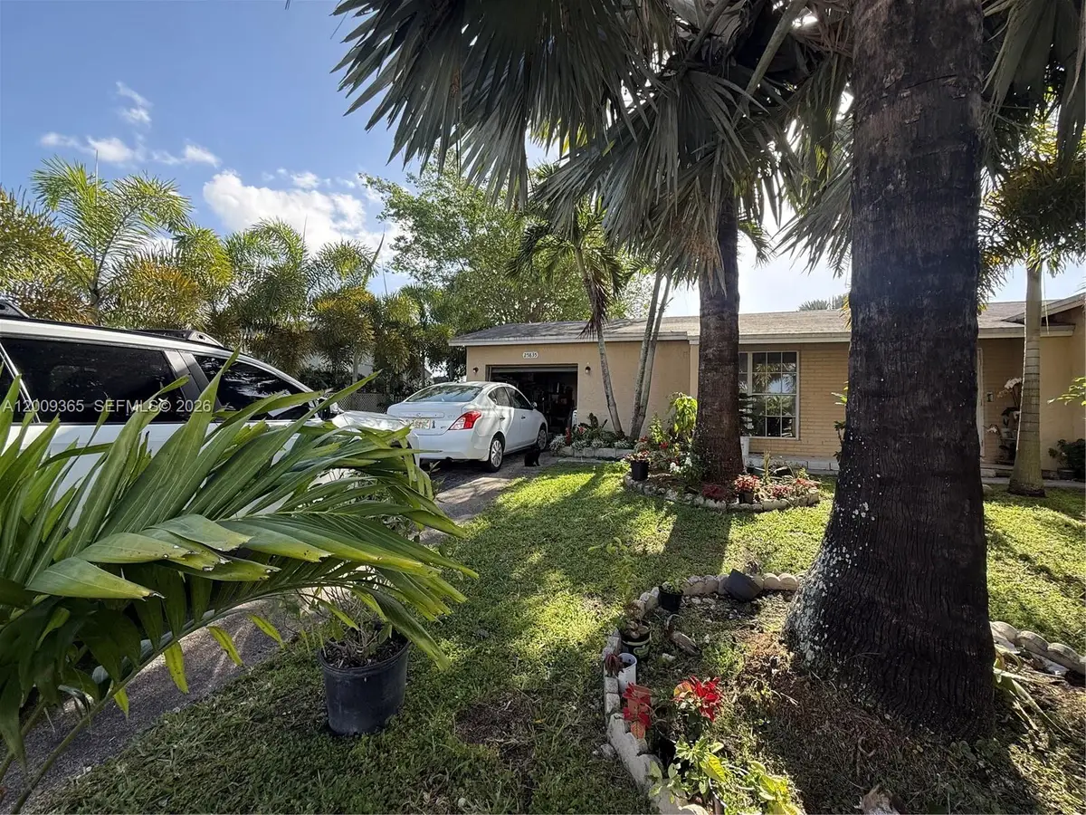 25835 SW 131st Ct, Homestead, FL 33032 - #1
