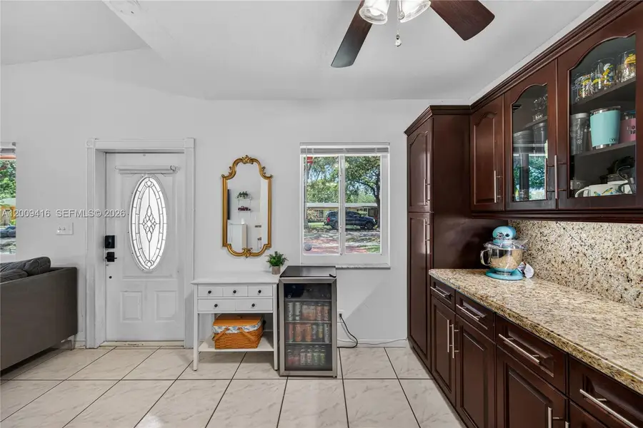 211 S 57th Way, Hollywood, FL 33023 - #2
