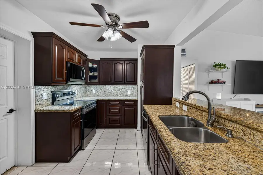 211 S 57th Way, Hollywood, FL 33023 - #3