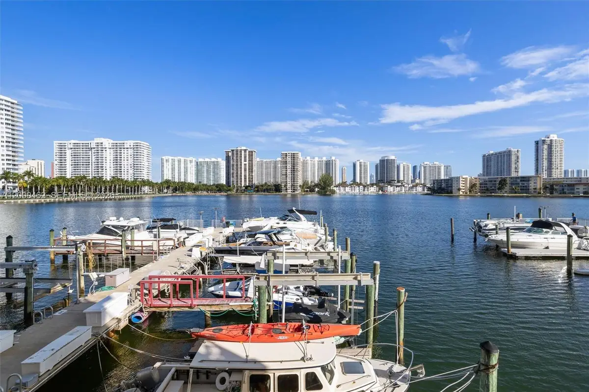 18071 Biscayne Blvd #802, Aventura, FL 33160 - #1