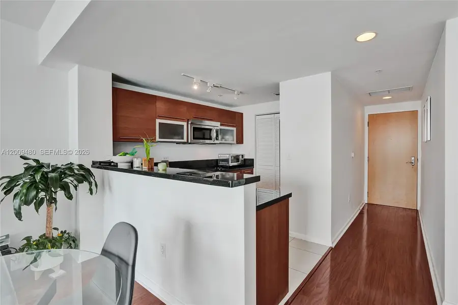 253 NE 2nd St #3304, Miami, FL 33132 - #3