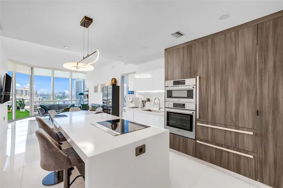 851 NE 1st Ave #1408, Miami, FL 33132 - #2