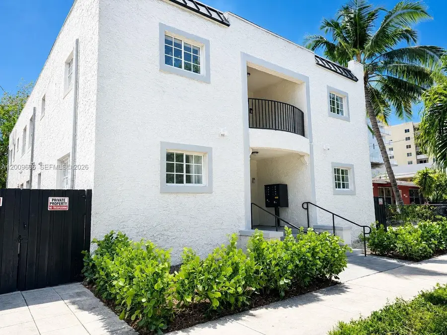 1132 NW 3rd St, Miami, FL 33128 - #2