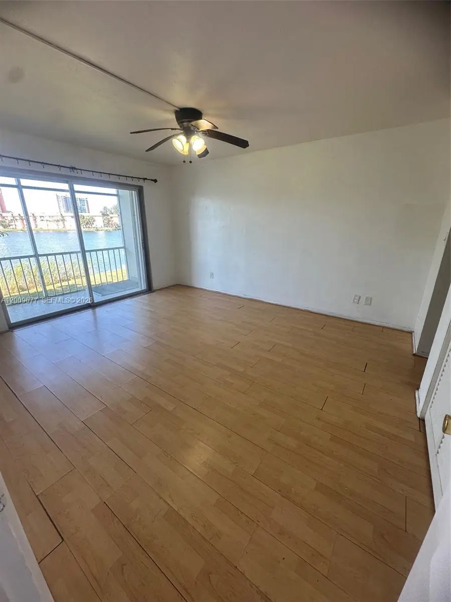 1530 NE 191st St #205, Miami, FL 33179 - #3