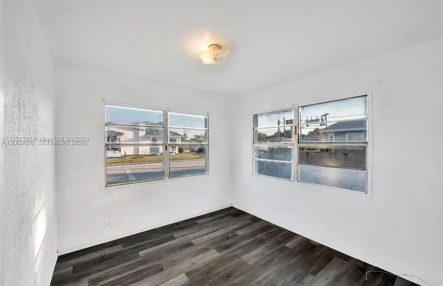 1001 N 16th Ct, Fort Pierce, FL 34950 - #2