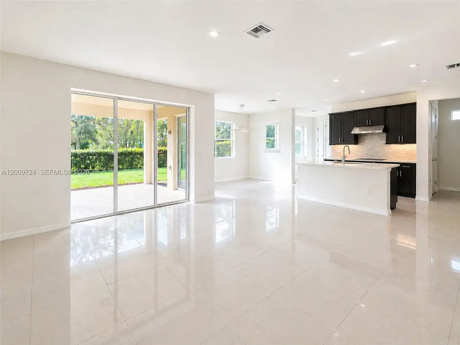 4352 Large Leaf Ln, Hollywood, FL 33021 - #2