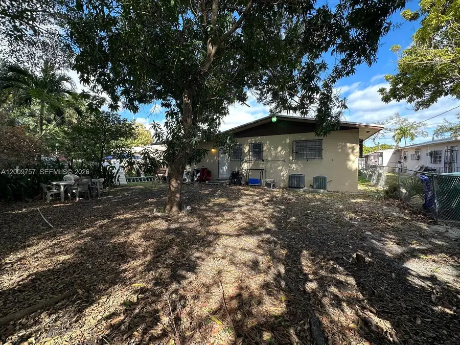 420 NW 32nd St, Miami, FL 33127 - #3