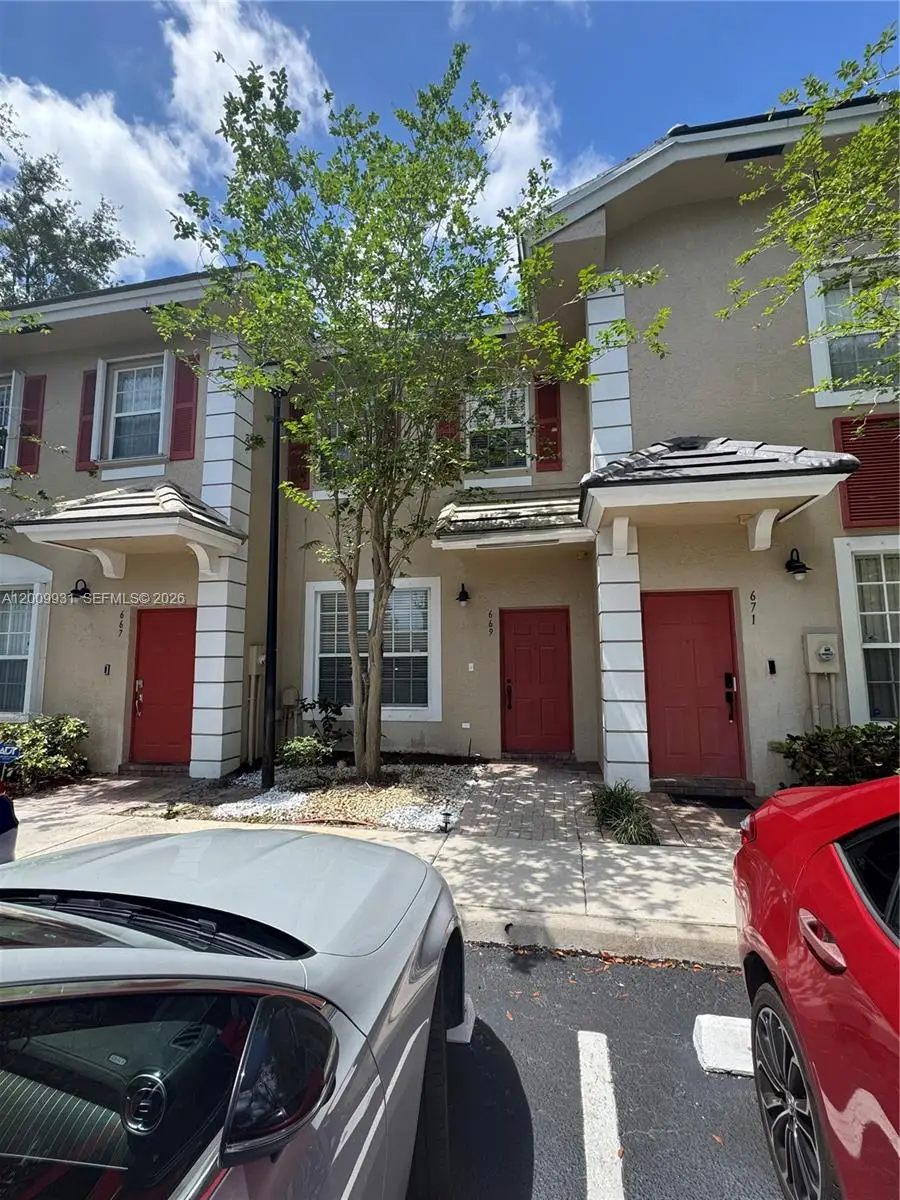 669 NW 42nd Ave, Plantation, FL 33317 - #1
