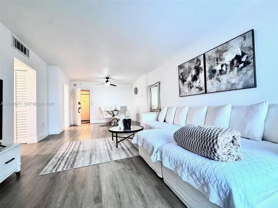 400 Kings Point Dr #1224, Sunny Isles Beach, FL 33160 - #2