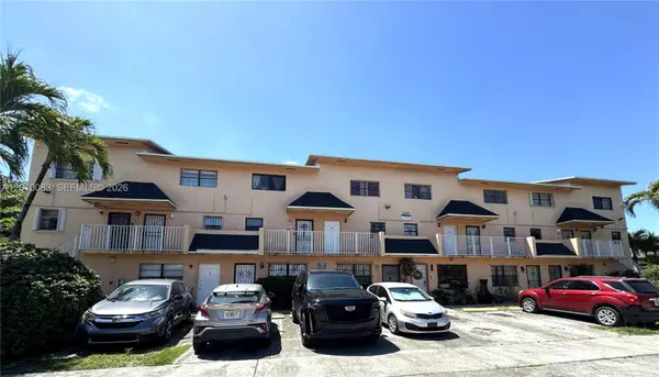2260 W 53rd Pl #7, Hialeah, FL 33016