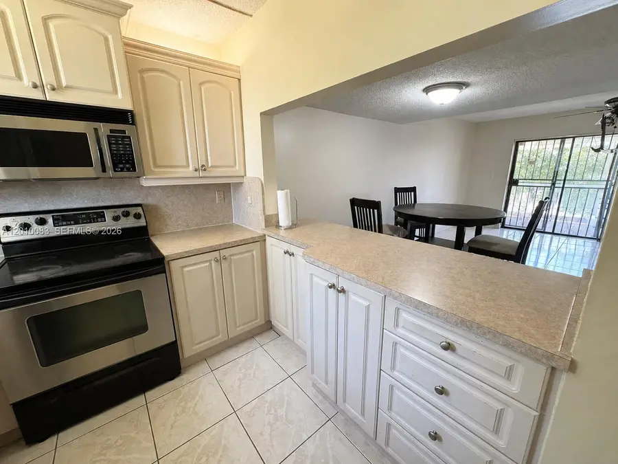 2260 W 53rd Pl #7, Hialeah, FL 33016 - #2