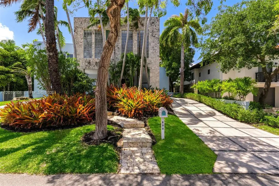 690 Warren Ln, Key Biscayne, FL 33149 - #2