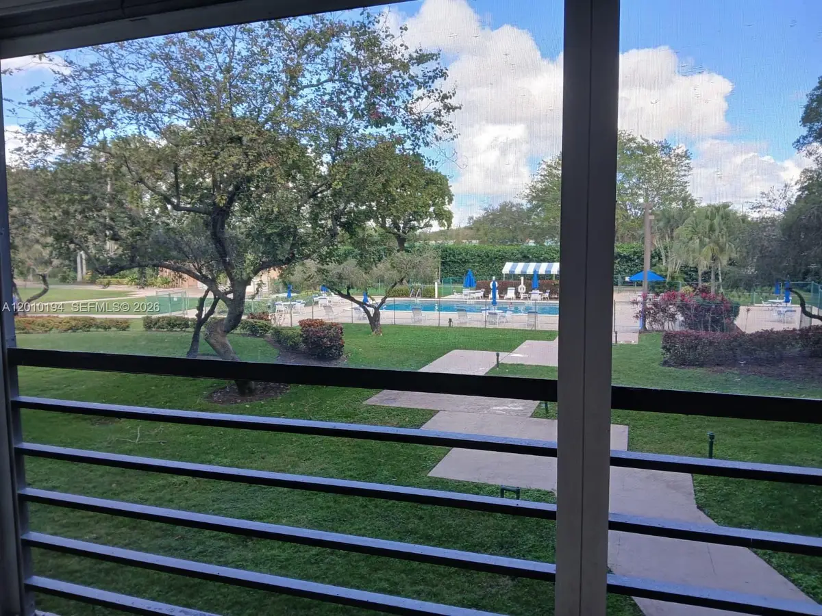 1300 Saint Charles Pl #222, Pembroke Pines, FL 33026 - #1