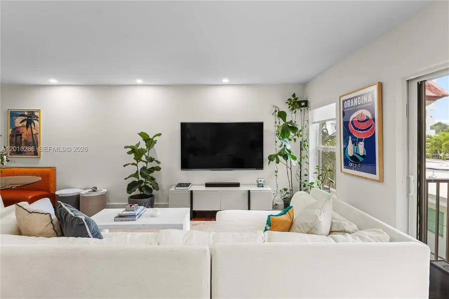 1821 Jefferson Ave #306, Miami Beach, FL 33139 - #3