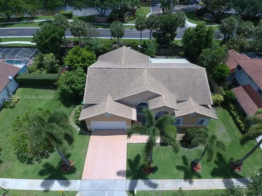 1231 SW 102nd Ave, Pembroke Pines, FL 33025 - #2