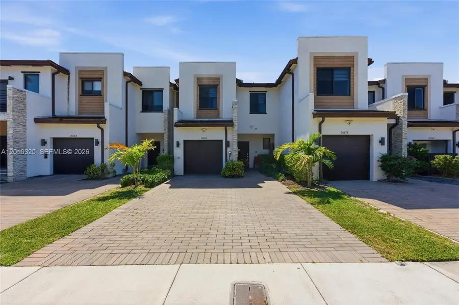 20572 NE 5th Pl, Miami, FL 33179 - #2