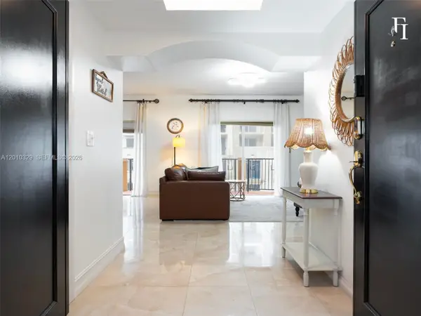 322 Madeira Ave #405, Coral Gables, FL 33134