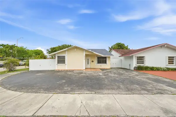 1615 SW 137th Pl, Miami, FL 33175