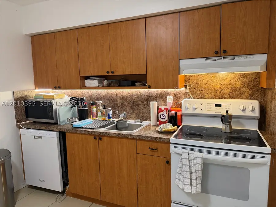 2620 SW 51st St, Dania Beach, FL 33312 - #3