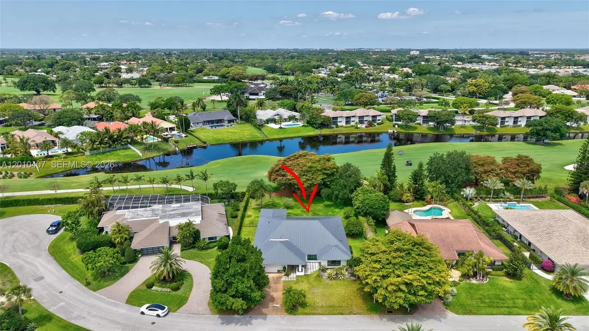 712 Pine Lake Dr, Delray Beach, FL 33445 - #1