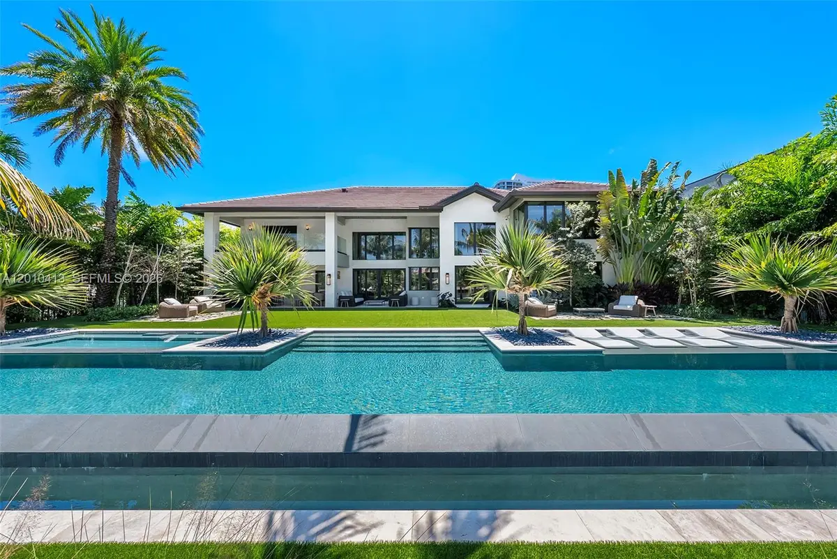 110 Holiday Dr, Hallandale Beach, FL 33009 - #1