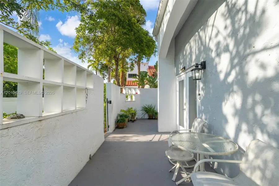 20904 Leeward Ct #221-2, Aventura, FL 33180 - #2