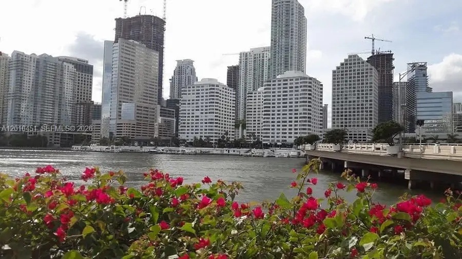 999 Brickell Bay Dr #805, Miami, FL 33131 - #2