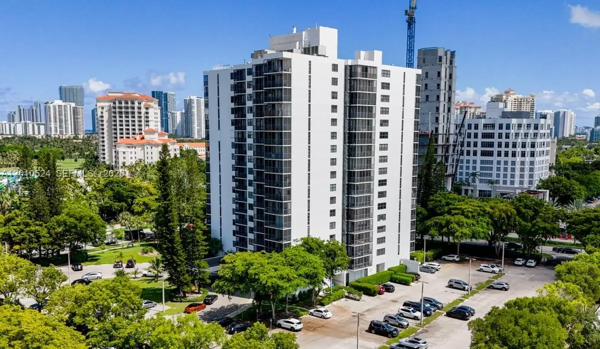 20100 W Country Club Dr #504, Aventura, FL 33180 - #1